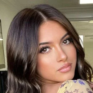 How Old Is Coco Quinn? Her Real Age Explained