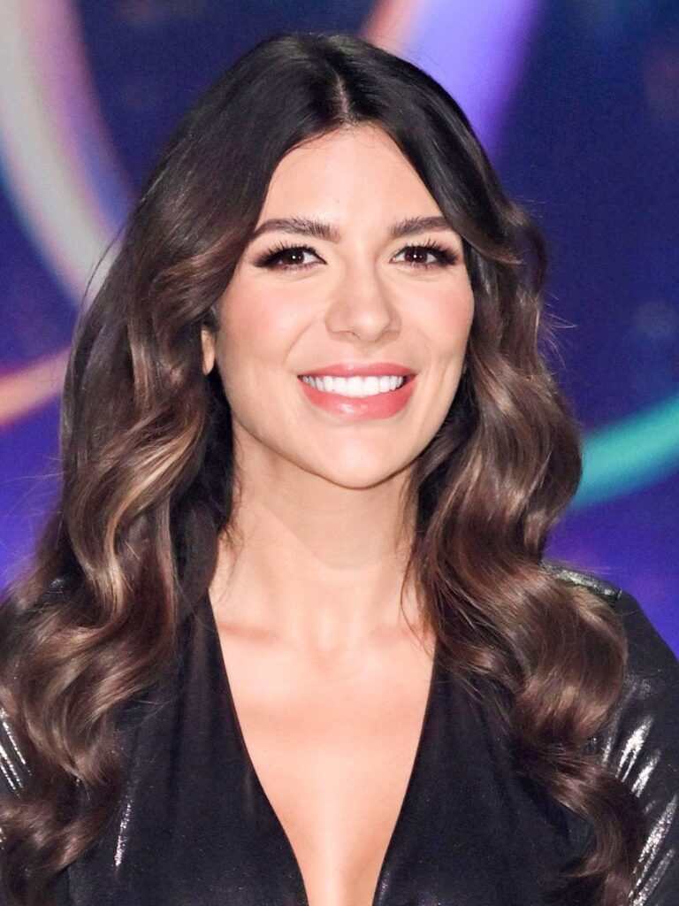 Ekin Su: Everything Fans Want to Know