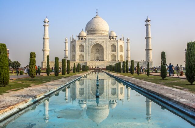Famous landmarks: 10 Must-See Places in the World